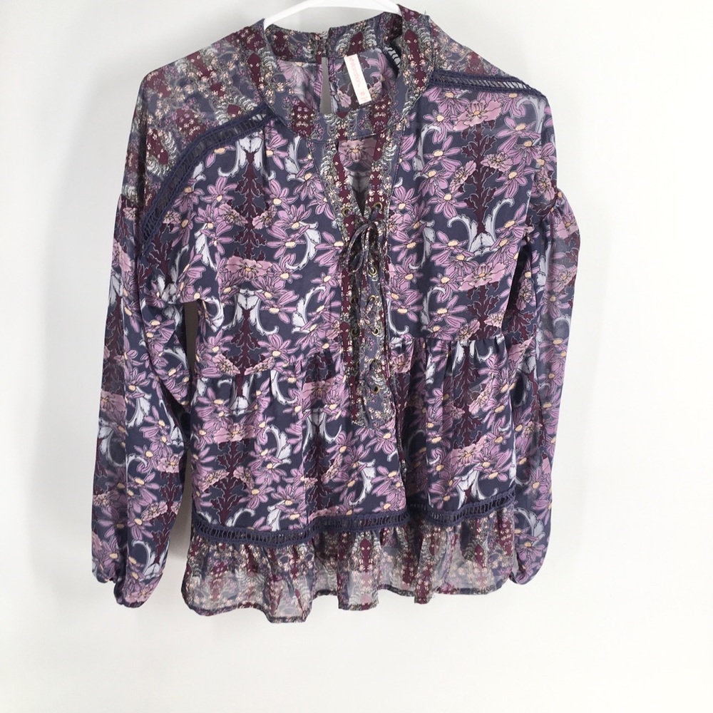 NWT Xhilaration Top XS
